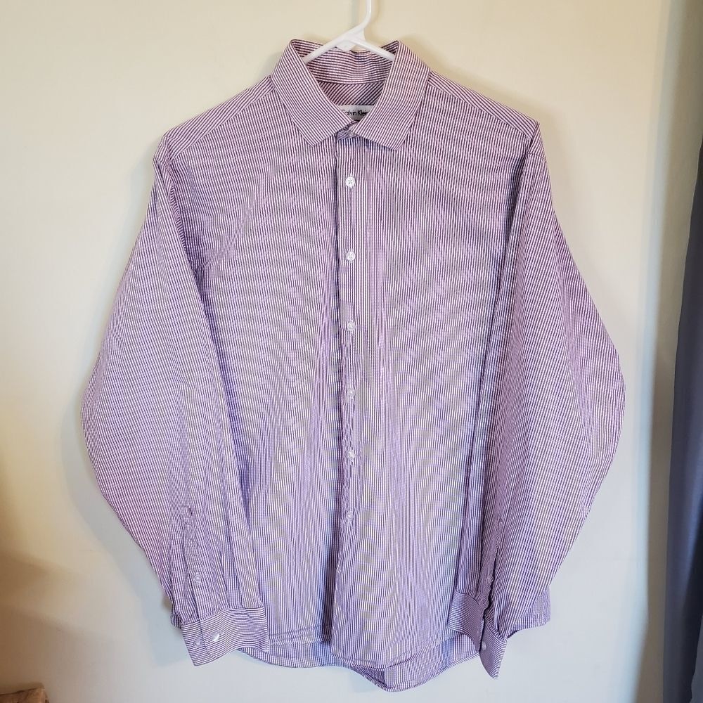 Calvin Klein Regular Fit Button Down - Picture 2 of 13